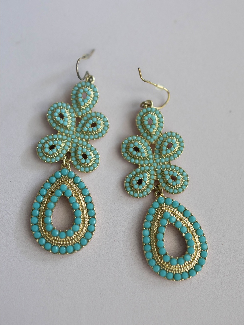 Stella & Dot Turquoise and Gold Beaded Teardrop Dangle Earrings